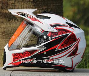 Motorcycle helmet